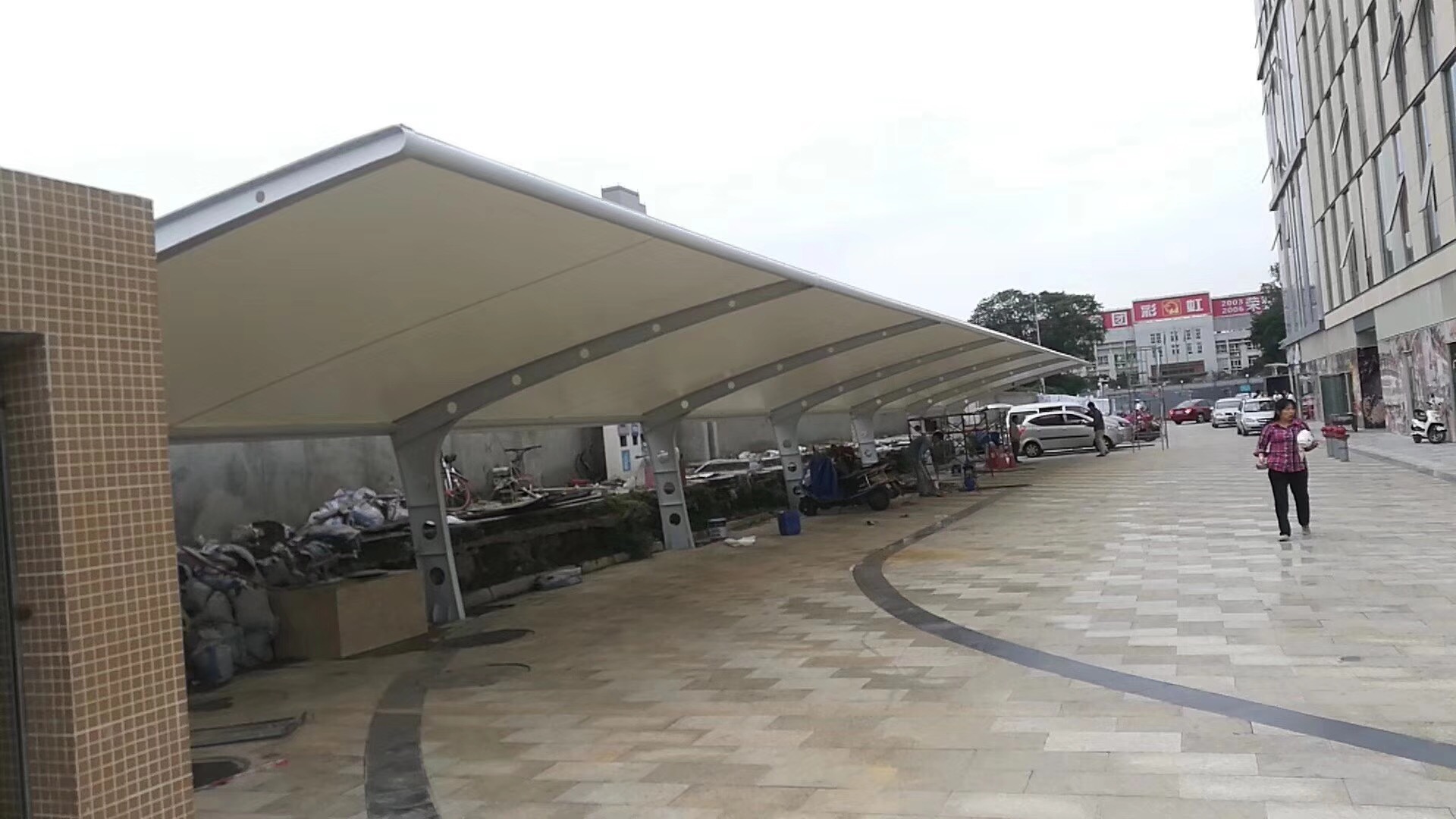 成都市武候区(万茂大厦)膜结构车棚