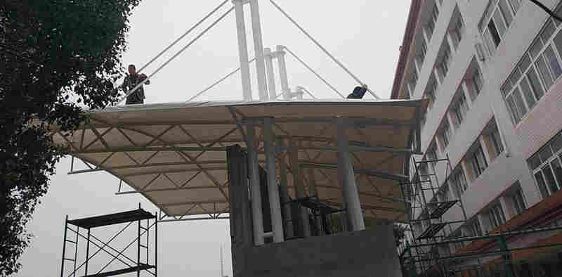 松滋市第四中学主席台膜结构