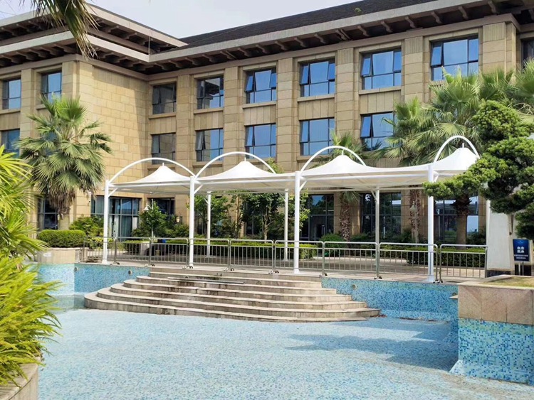 <b>重庆市云阳县两江假日酒店膜结构</b>